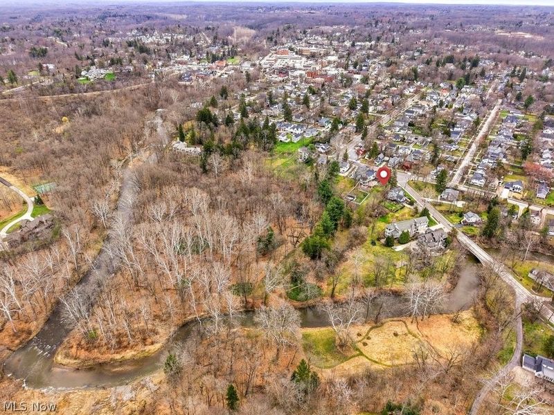 106 Solon Road, Chagrin Falls, OH 44022 Photo 3