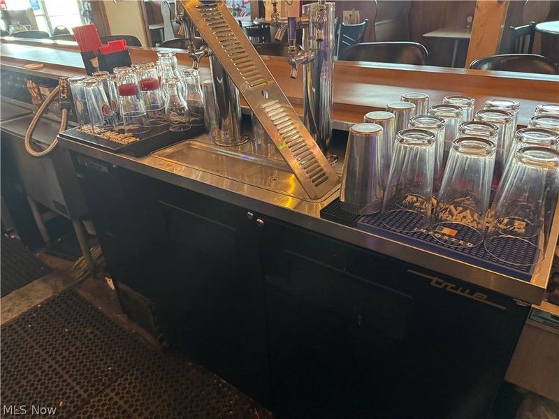 41573 N Ridge Road, Elyria, OH 44035 Photo 14