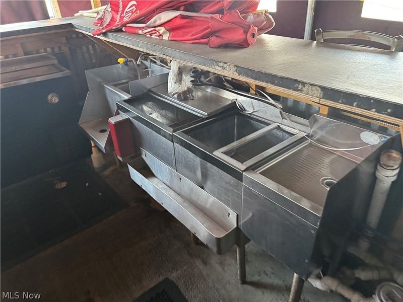 41573 N Ridge Road, Elyria, OH 44035 Photo 22