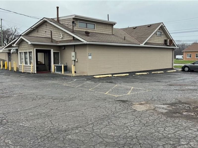 41573 N Ridge Road, Elyria, OH 44035 Photo 3