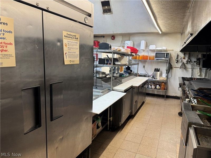 41573 N Ridge Road, Elyria, OH 44035 Photo 33