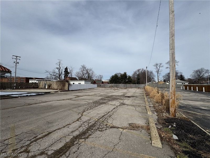 9047 Mentor Avenue, Mentor, OH 44060 Photo 10