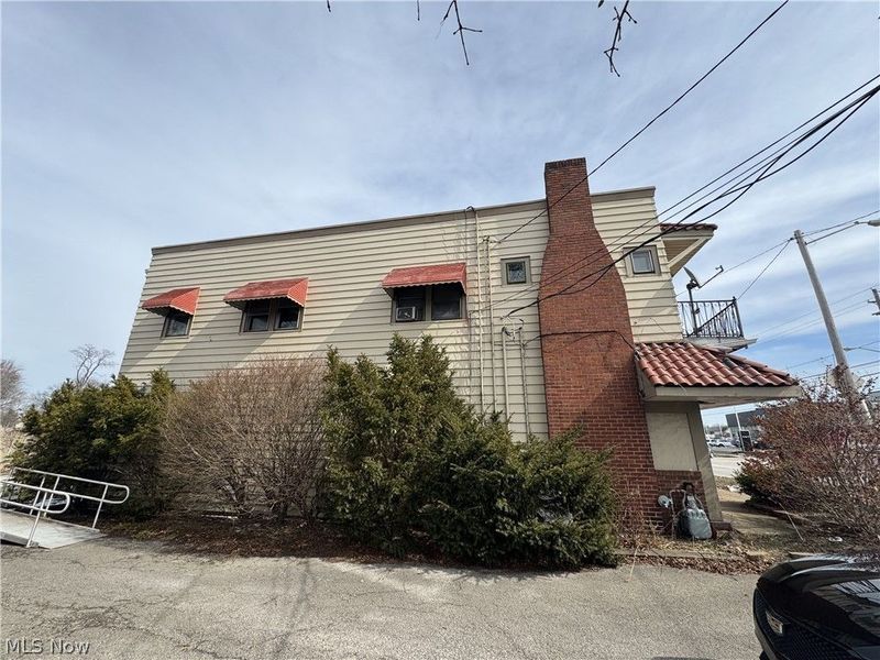 9047 Mentor Avenue, Mentor, OH 44060 Photo 3