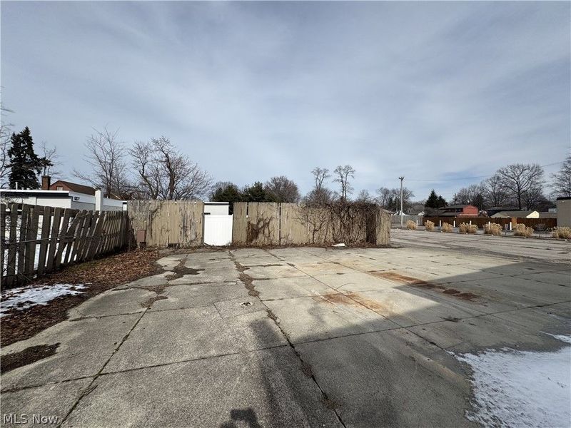 9047 Mentor Avenue, Mentor, OH 44060 Photo 9