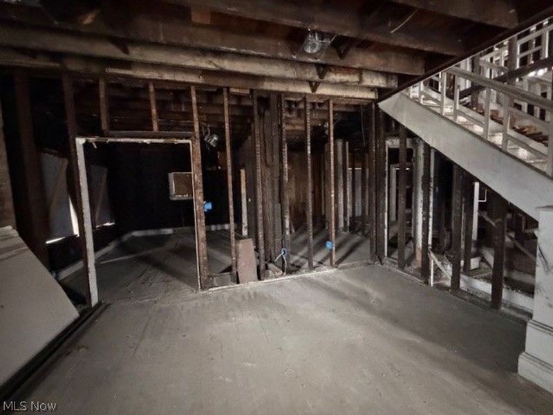 3619 E 76th Street, Cleveland, OH 44105 Photo 17