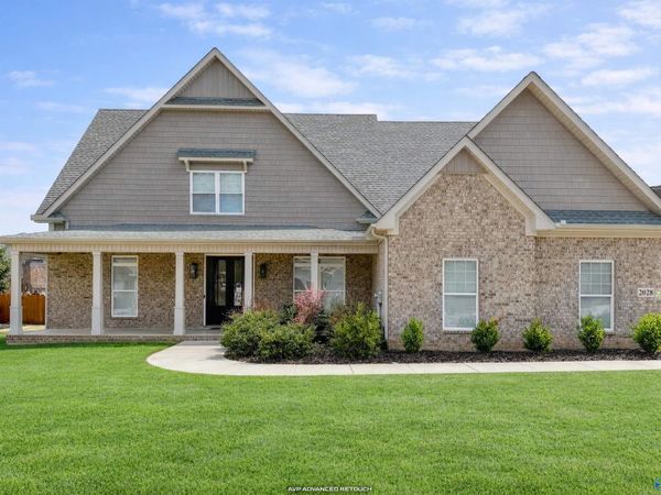 2028 Sarah Lane, Decatur, AL 35603