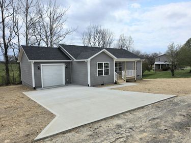 315 Hawk Creek Road, London, KY 40741