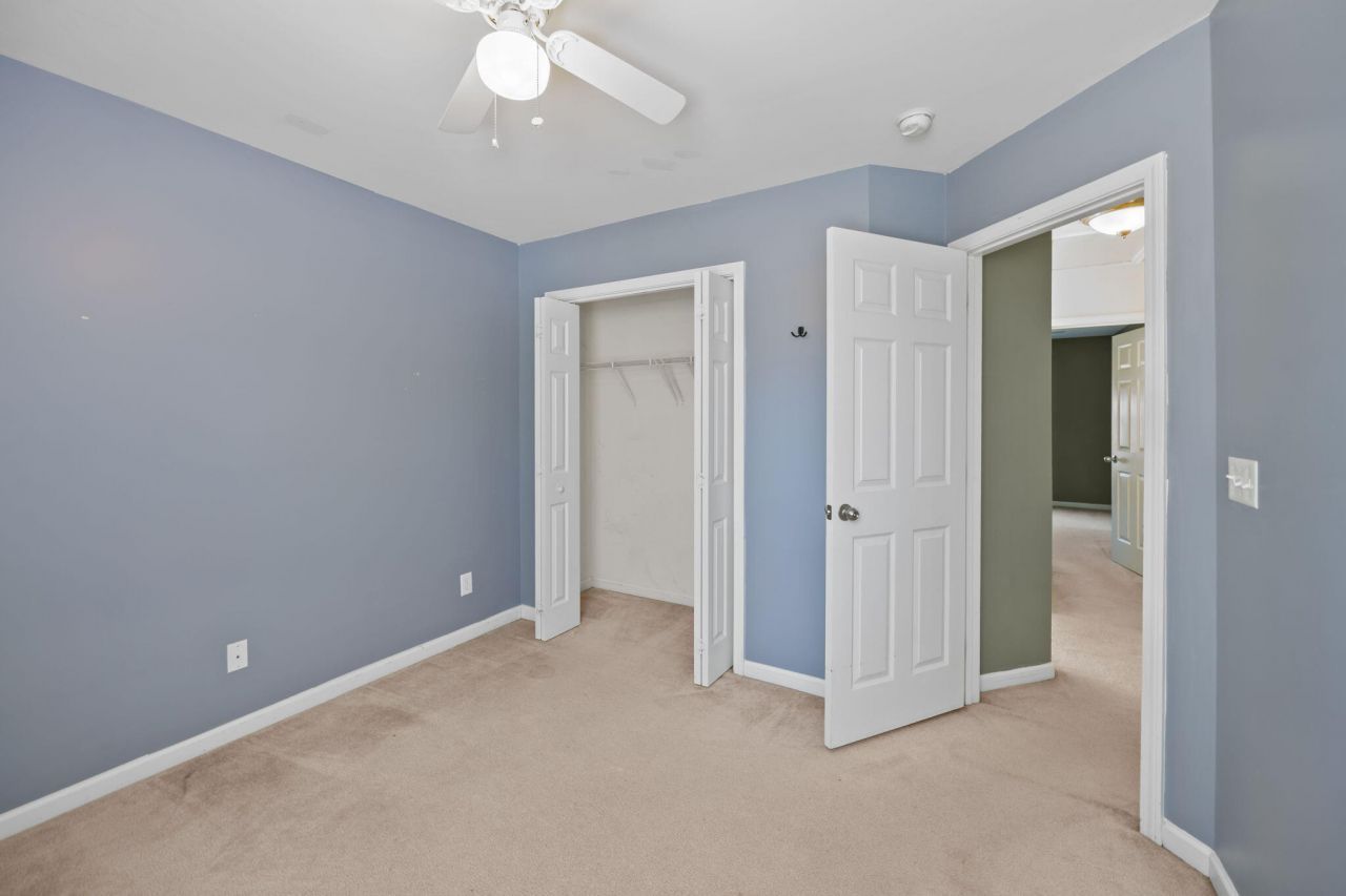 8950 Planters Row Lane Photo 19