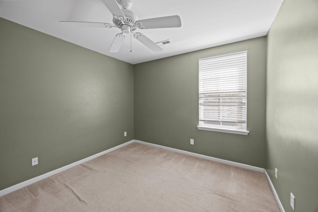 8950 Planters Row Lane Photo 20