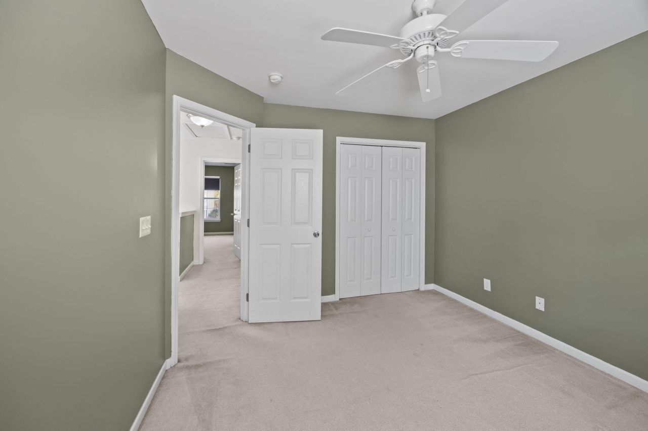 8950 Planters Row Lane Photo 22