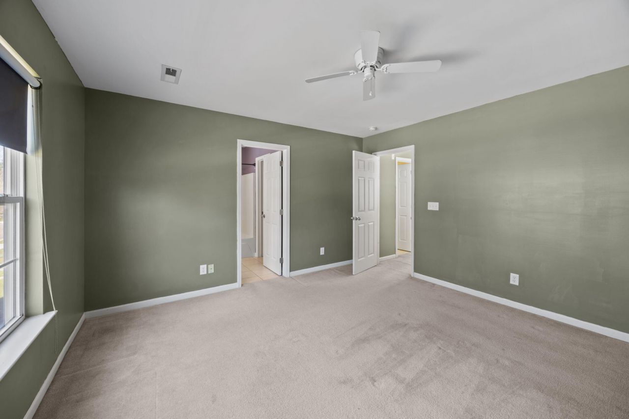 8950 Planters Row Lane Photo 24