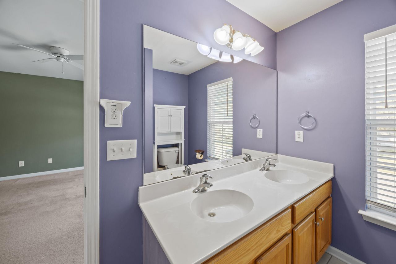 8950 Planters Row Lane Photo 26