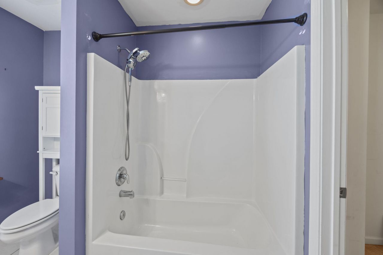 8950 Planters Row Lane Photo 27