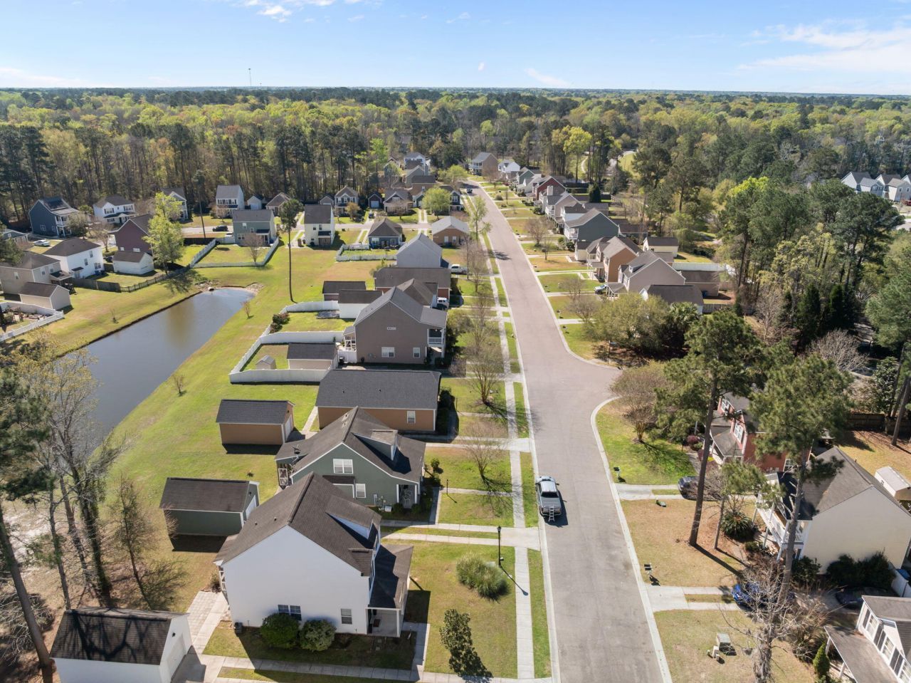 8950 Planters Row Lane Photo 43