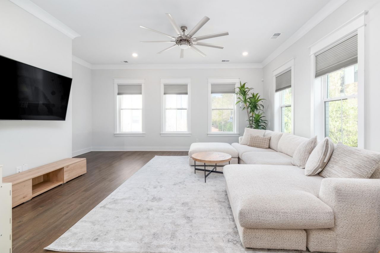 1510 Cecile Street Photo 13