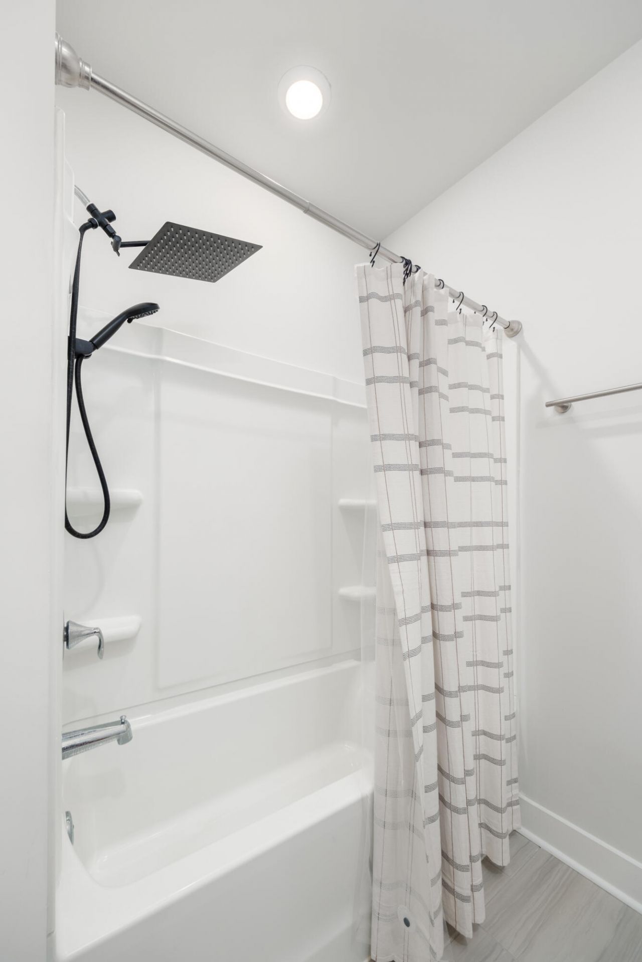 1510 Cecile Street Photo 30