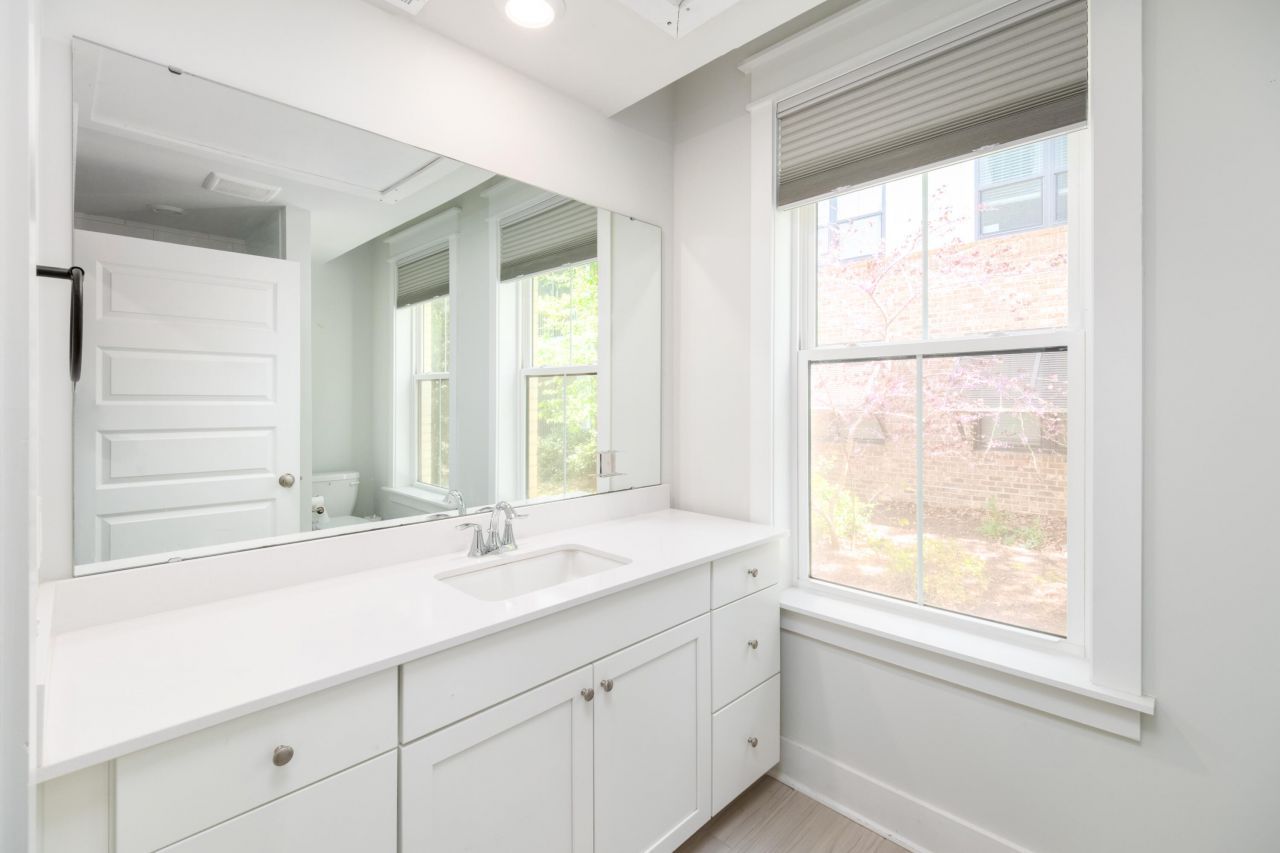 1510 Cecile Street Photo 9