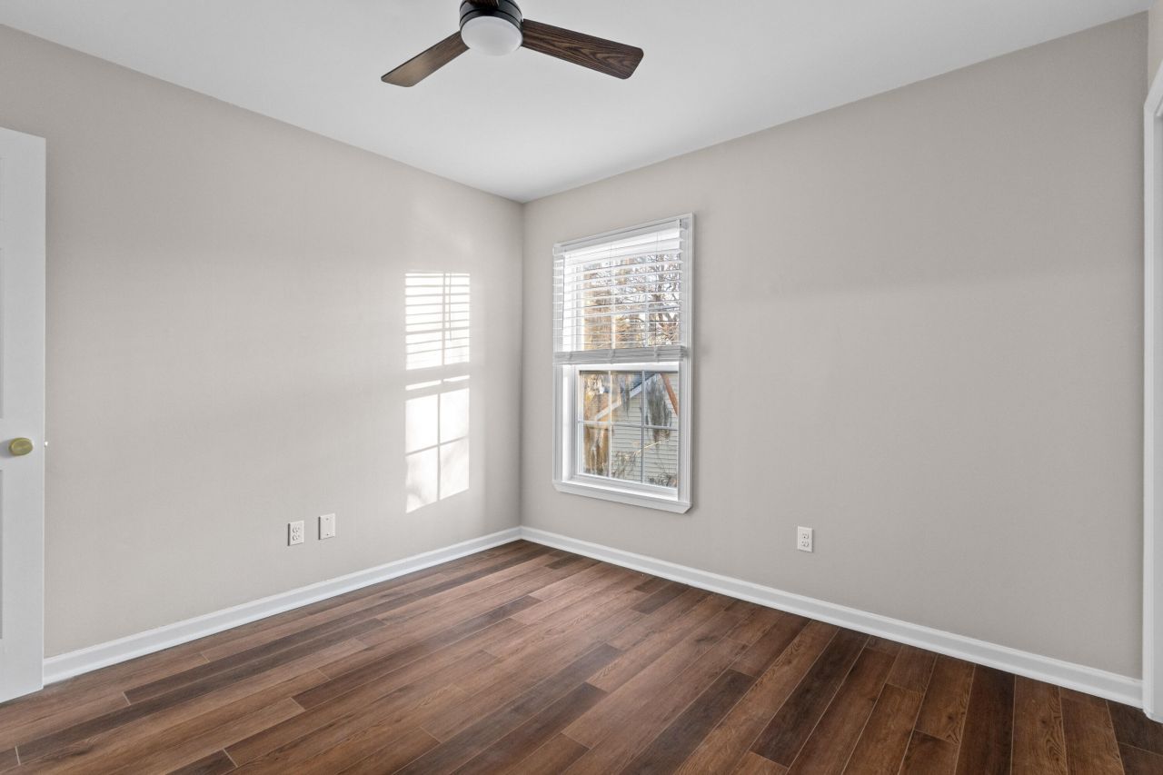 45 Oatly Circle Photo 31