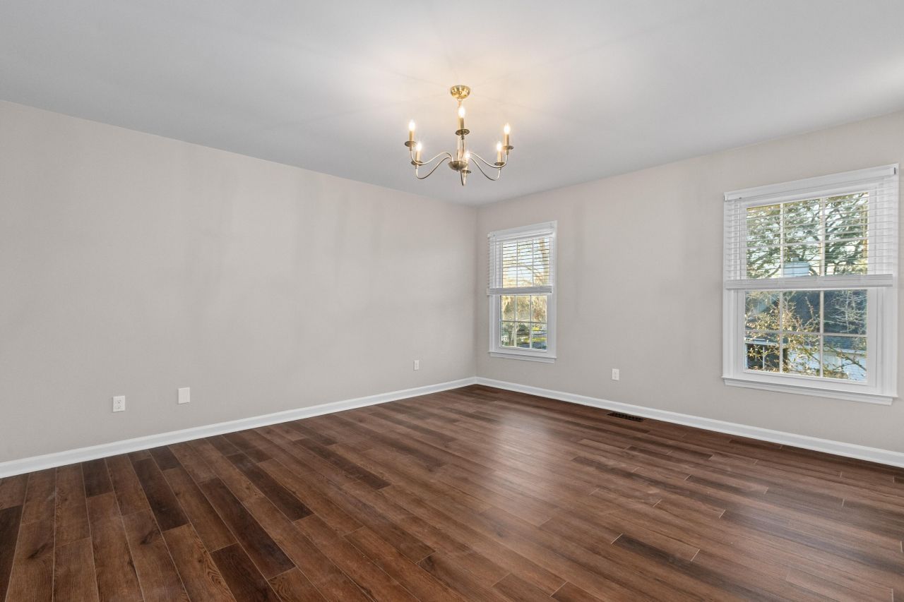 45 Oatly Circle Photo 39