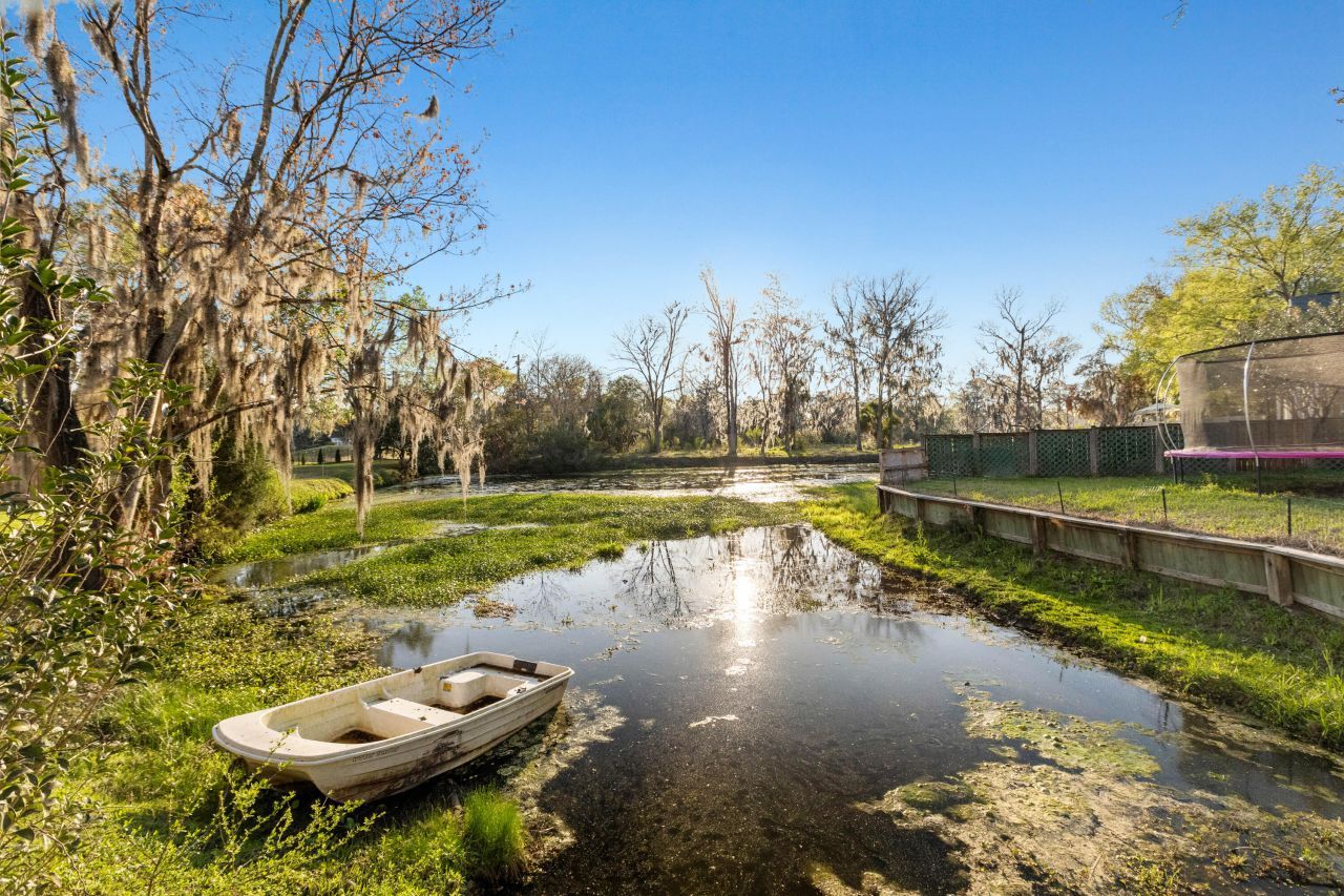 45 Oatly Circle Photo 50