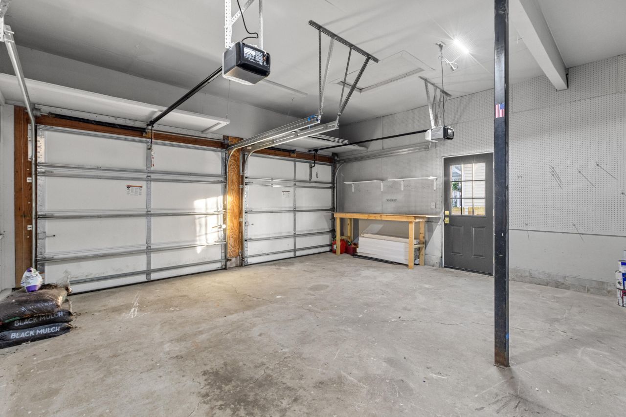 45 Oatly Circle Photo 55