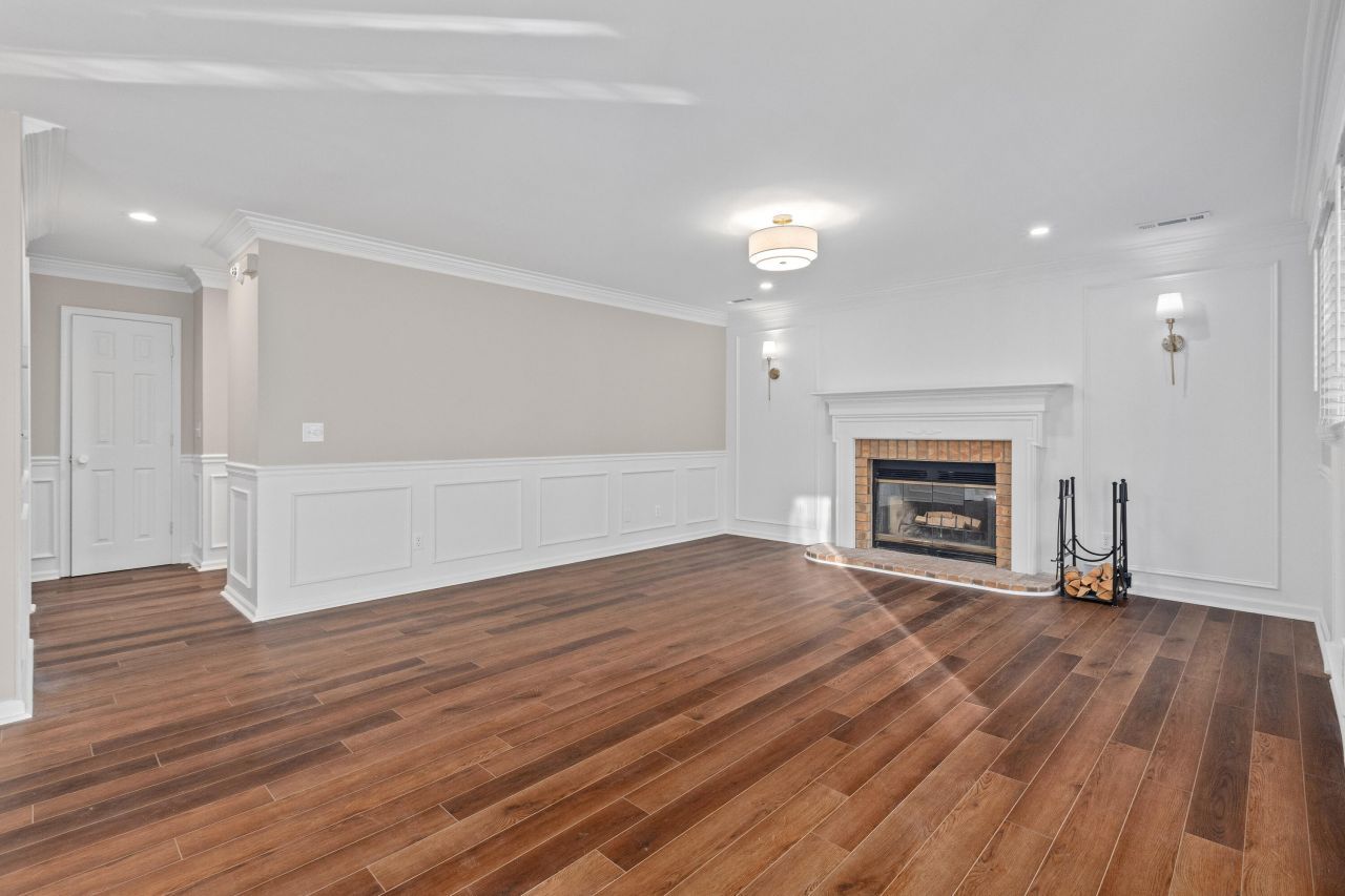 45 Oatly Circle Photo 9