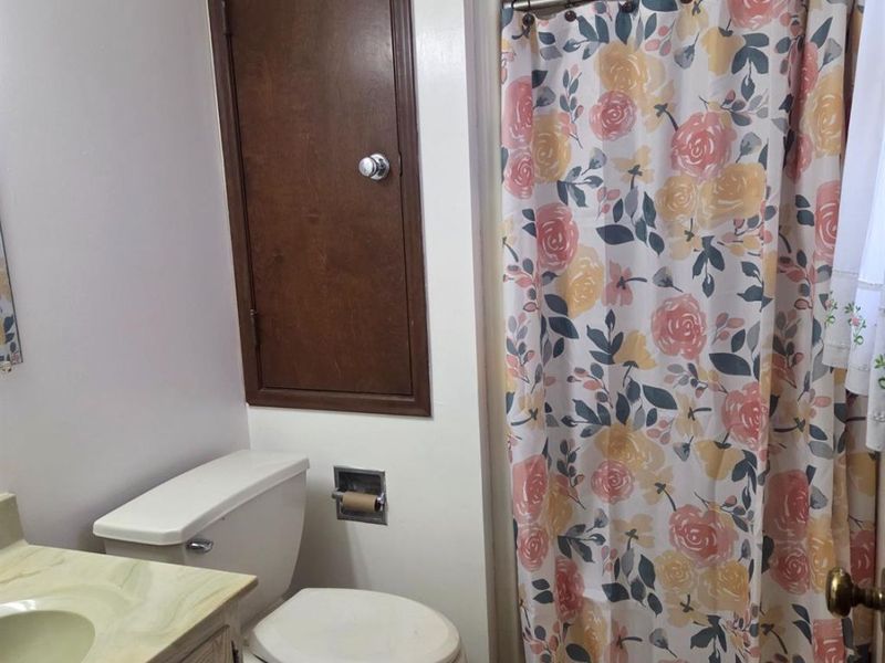 1111 Grant Street, Port Clinton, OH 43452 Photo 8