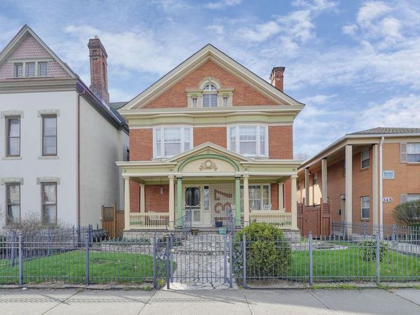 137 King Avenue , Columbus, OH 43201