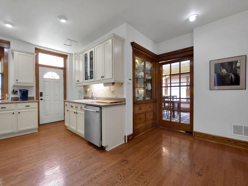 137 King Avenue, Columbus, OH 43201 Photo 14