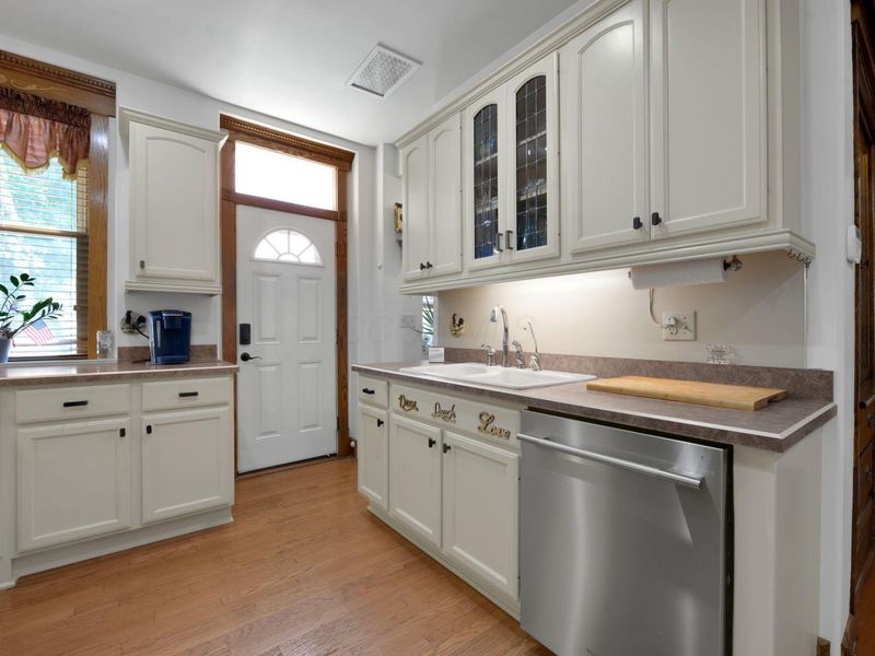 137 King Avenue, Columbus, OH 43201 Photo 15