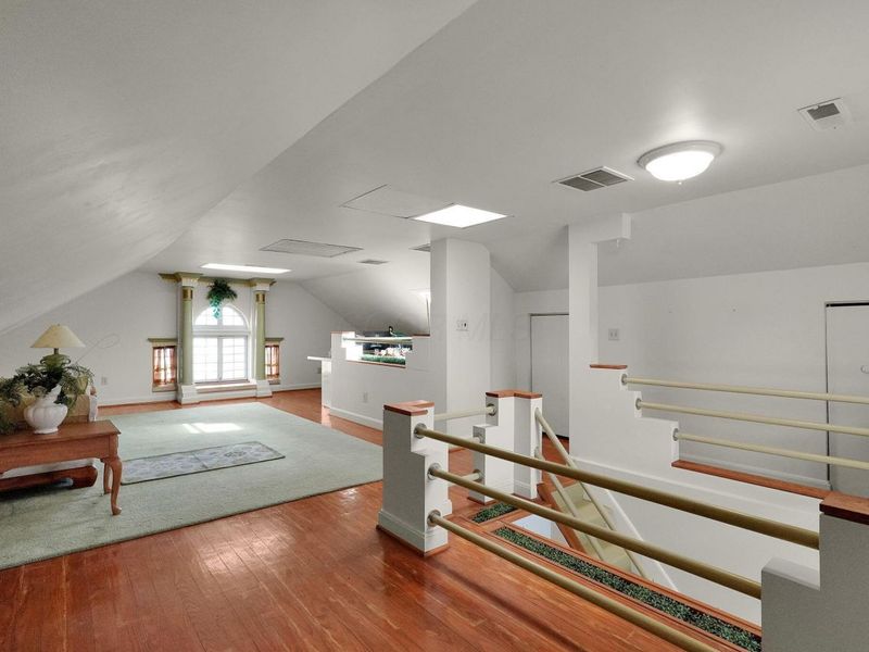 137 King Avenue , Columbus, OH 43201 Photo 16