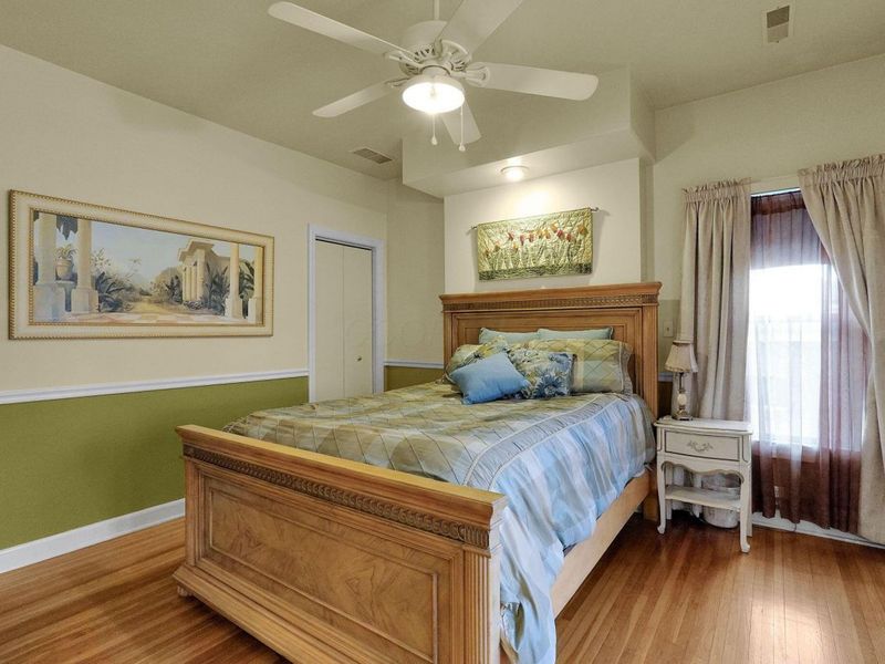 137 King Avenue , Columbus, OH 43201 Photo 21