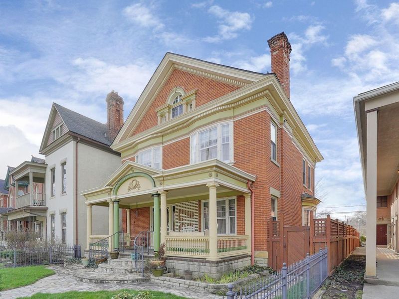 137 King Avenue , Columbus, OH 43201 Photo 3