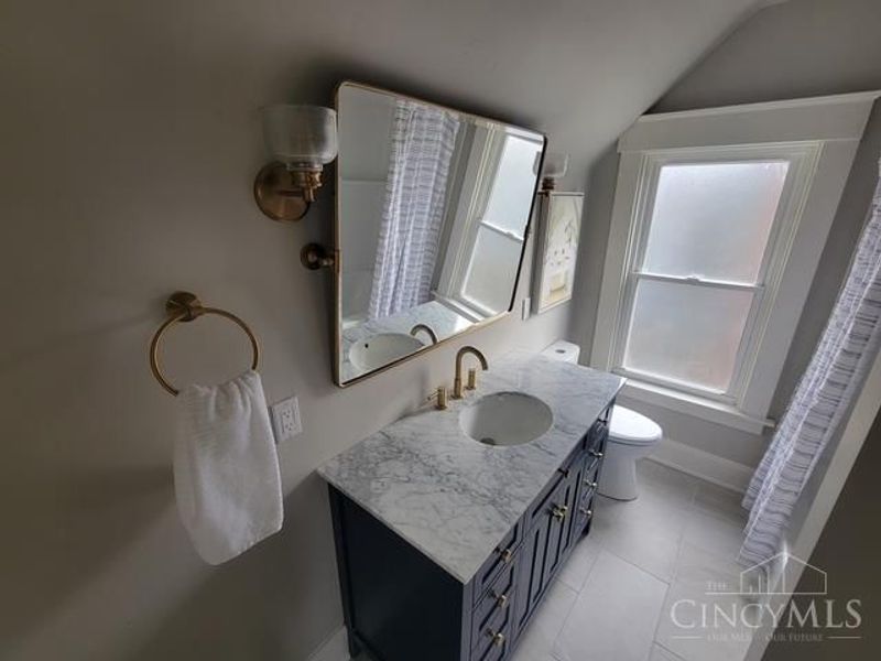 26 Chestnut Avenue, Wyoming, OH 45215 Photo 18