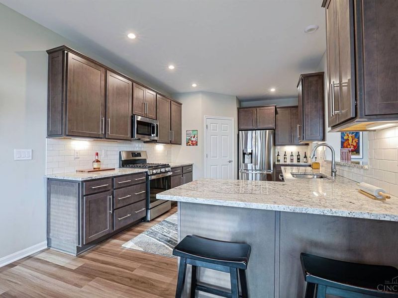 1391 Brookchase Circle, Hamilton Twp, OH 45039 Photo 12