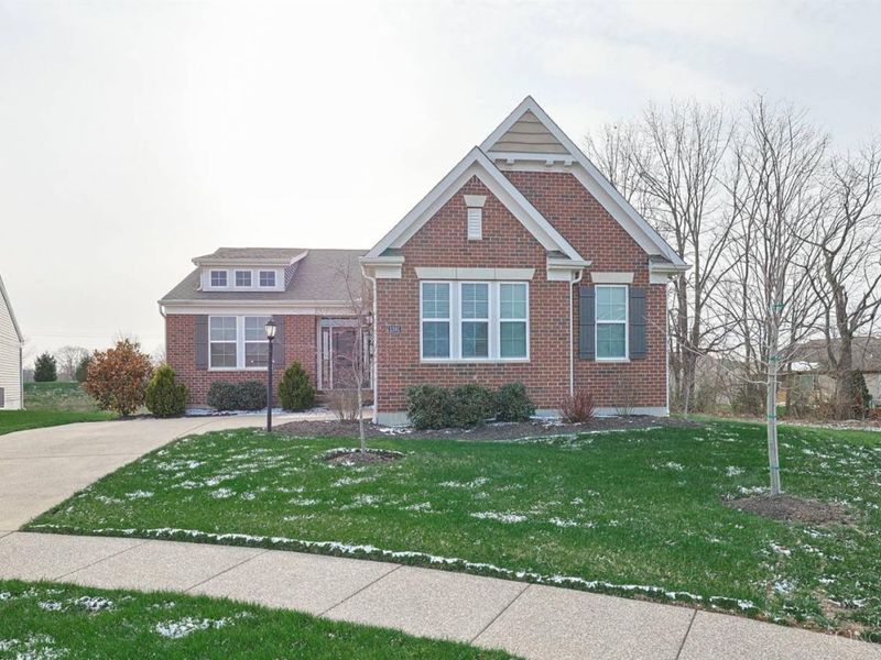 1391 Brookchase Circle, Hamilton Twp, OH 45039 Photo 2