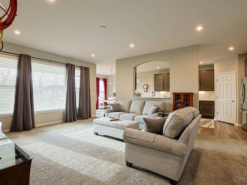 1391 Brookchase Circle, Hamilton Twp, OH 45039 Photo 5