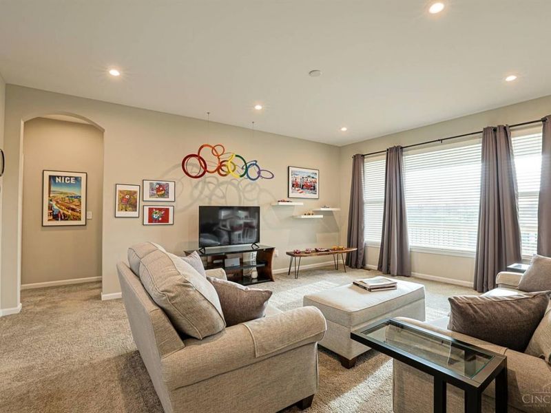 1391 Brookchase Circle, Hamilton Twp, OH 45039 Photo 8