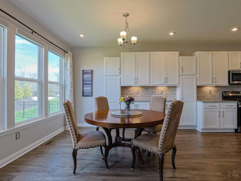 3782 Prestwick Circle, Pierce Twp, OH 45245 Photo 11