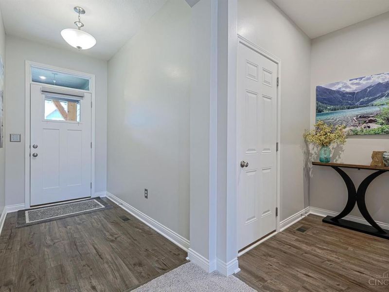 3782 Prestwick Circle, Pierce Twp, OH 45245 Photo 5