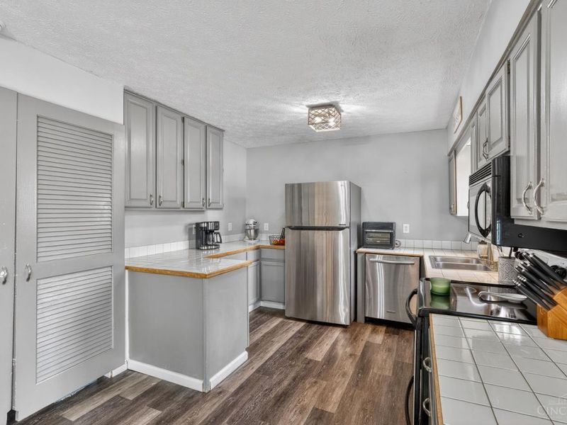 693 Redwood Court, Union Twp, OH 45244 Photo 11