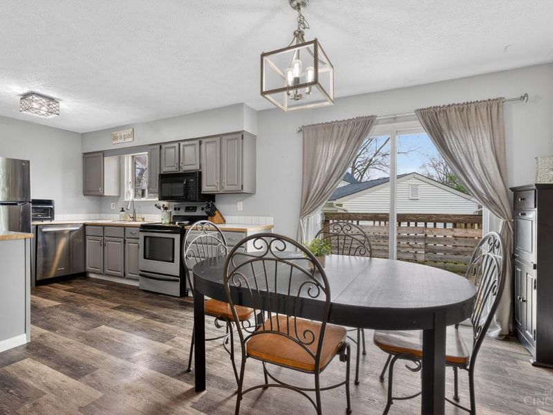 693 Redwood Court, Union Twp, OH 45244 Photo 13