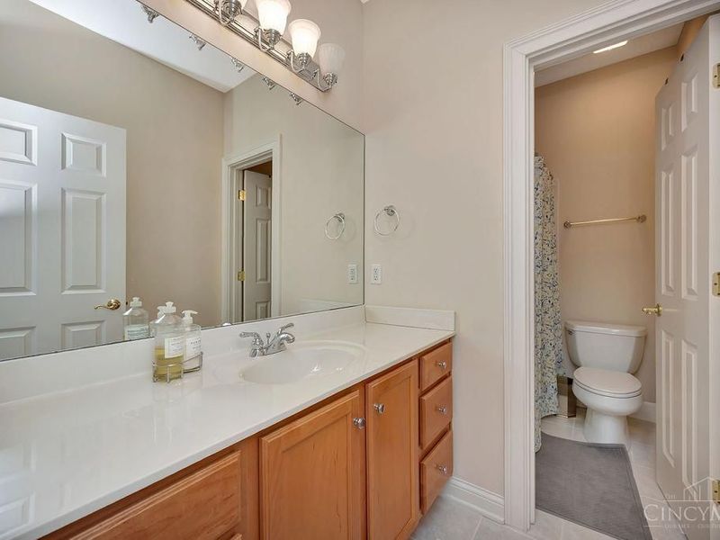 11753 Thayer Lane, Cincinnati, OH 45249 Photo 23