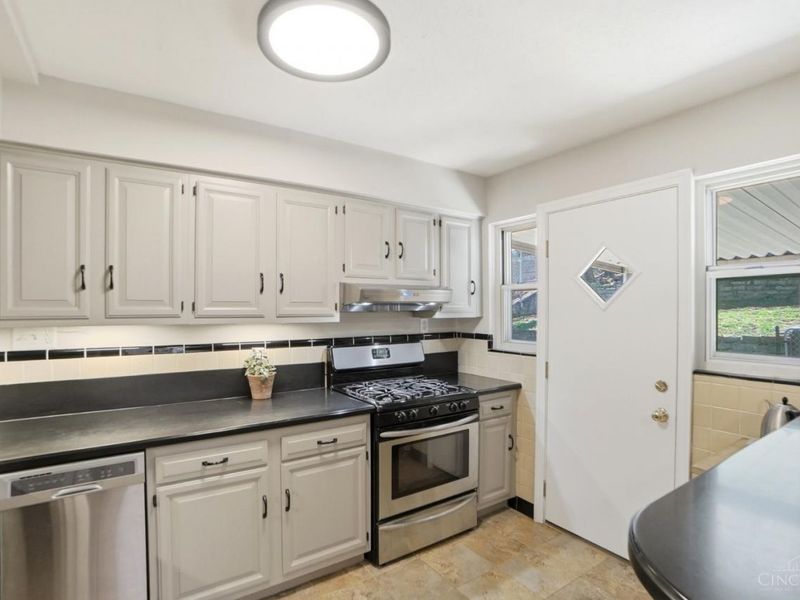 3631 Brotherton Road, Cincinnati, OH 45209 Photo 11