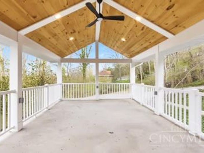 1052 Bethel-New Richmond Road, New Richmond, OH 45157 Photo 9