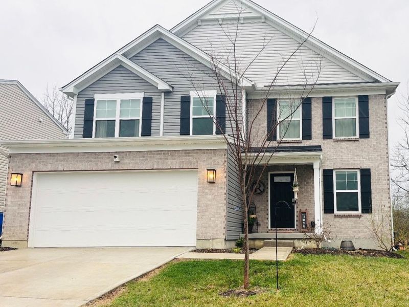 2887 Pine Leaf Court, Hamilton, OH 45013 Photo 1