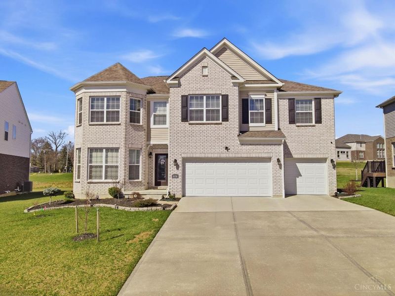 8156 Moonstone Drive, West Chester, OH 45241 Photo 1