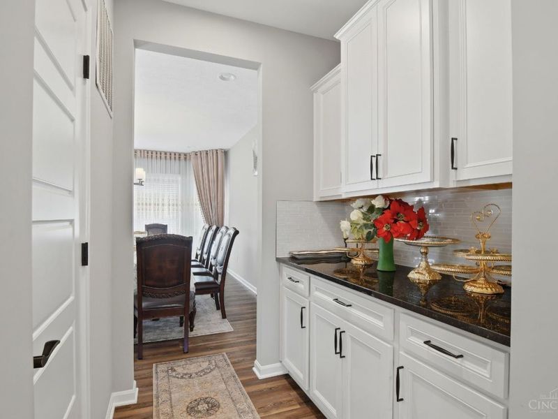 8156 Moonstone Drive, West Chester, OH 45241 Photo 14