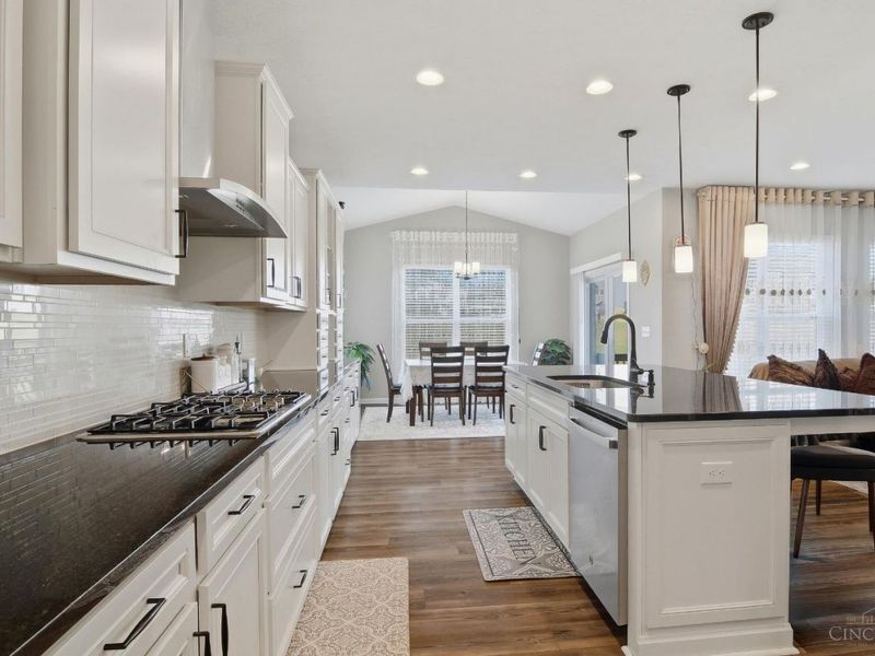 8156 Moonstone Drive, West Chester, OH 45241 Photo 15