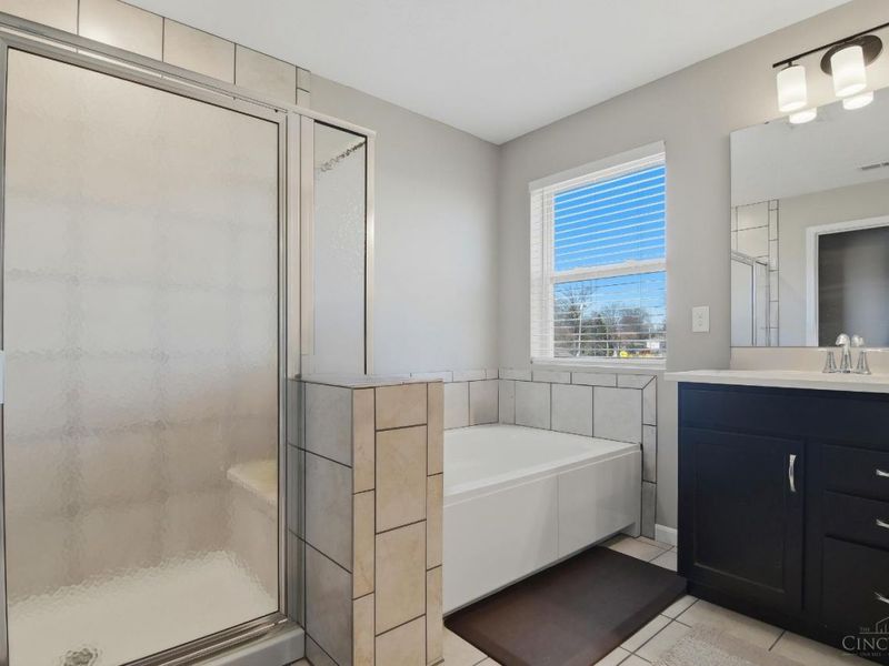 8156 Moonstone Drive, West Chester, OH 45241 Photo 31